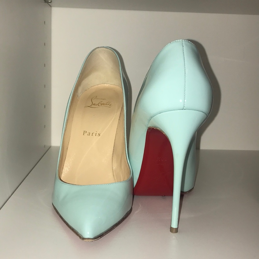 SOLD ❌ Louboutin Pigalle Follies 100mm Source 38.5 - Picture 4 of 8